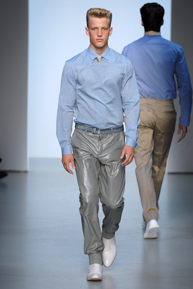 desfiles-calvinklein-milaoveraomen2008rtw-108