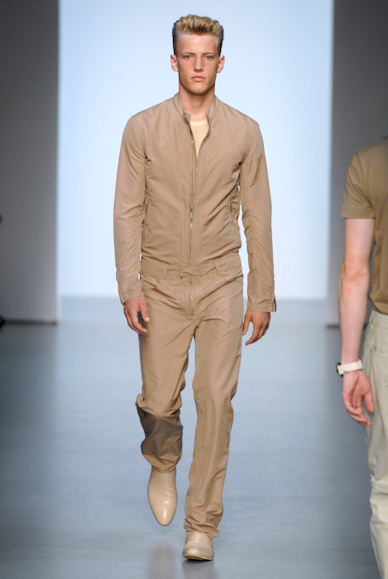 desfiles-calvinklein-milaoveraomen2008rtw-126