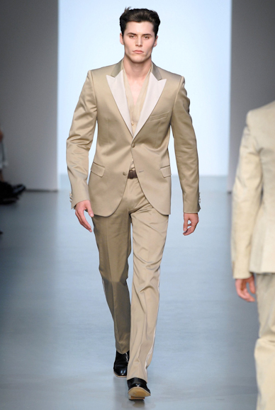 desfiles-calvinklein-milaoveraomen2008rtw-138