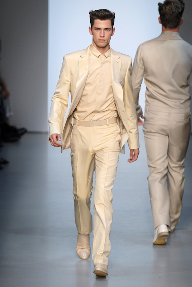desfiles-calvinklein-milaoveraomen2008rtw-140