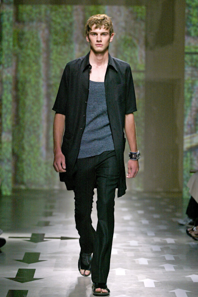 desfiles-prada-milaoveraomen2008rtw-106