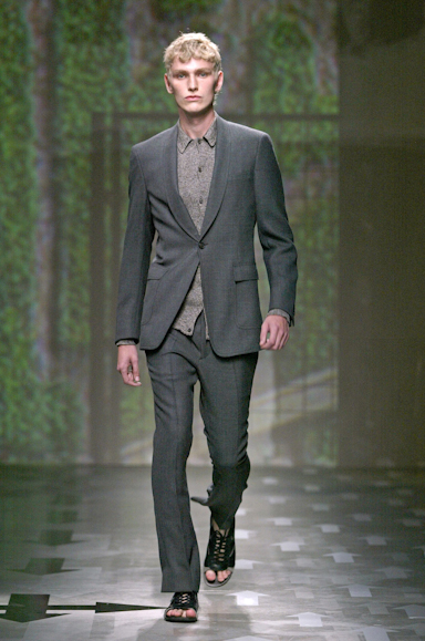 desfiles-prada-milaoveraomen2008rtw-109