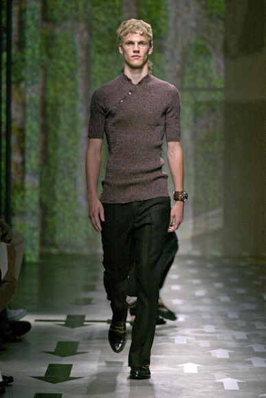 desfiles-prada-milaoveraomen2008rtw-111