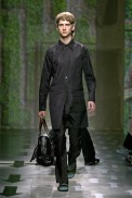 desfiles-prada-milaoveraomen2008rtw-113