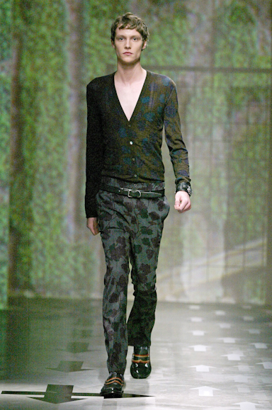 desfiles-prada-milaoveraomen2008rtw-129