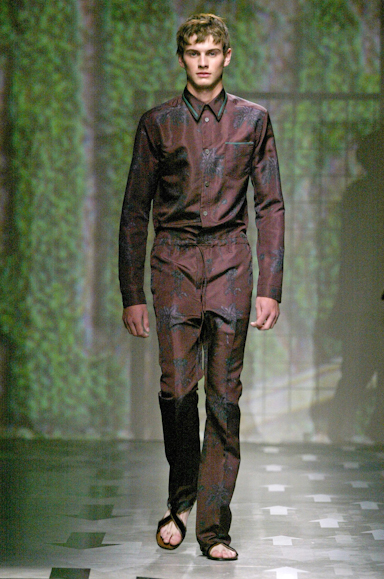 desfiles-prada-milaoveraomen2008rtw-137