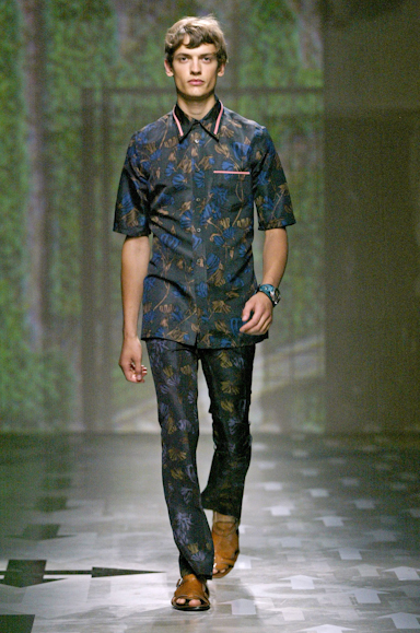 desfiles-prada-milaoveraomen2008rtw-140