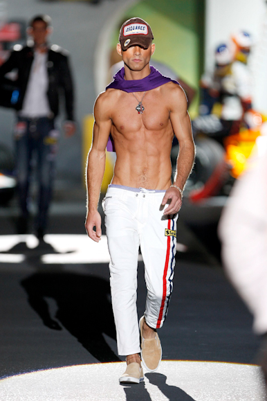 desfiles-dsquared-milaoveraomen2008rtw-103