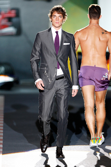desfiles-dsquared-milaoveraomen2008rtw-134