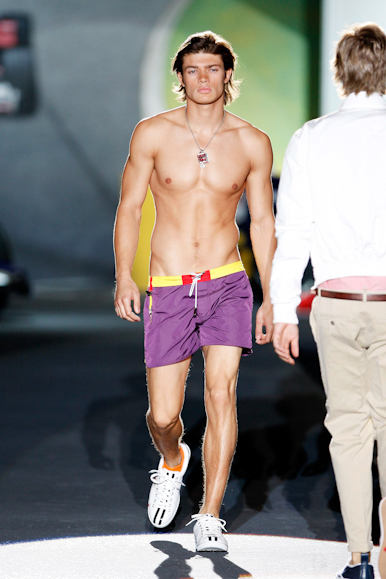 desfiles-dsquared-milaoveraomen2008rtw-138