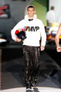 desfiles-dsquared-milaoveraomen2008rtw-139