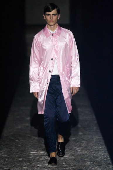 desfiles-dvn-milaoveraomen2008rtw-100