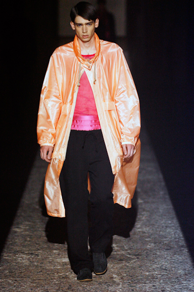 desfiles-dvn-milaoveraomen2008rtw-104