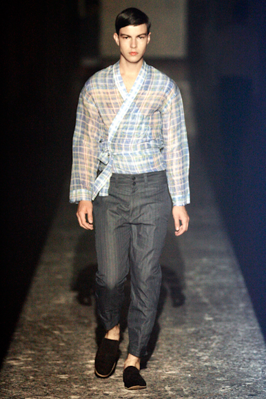 desfiles-dvn-milaoveraomen2008rtw-111