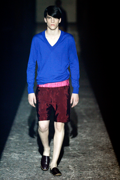 desfiles-dvn-milaoveraomen2008rtw-114