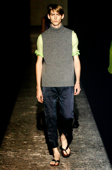 desfiles-dvn-milaoveraomen2008rtw-130