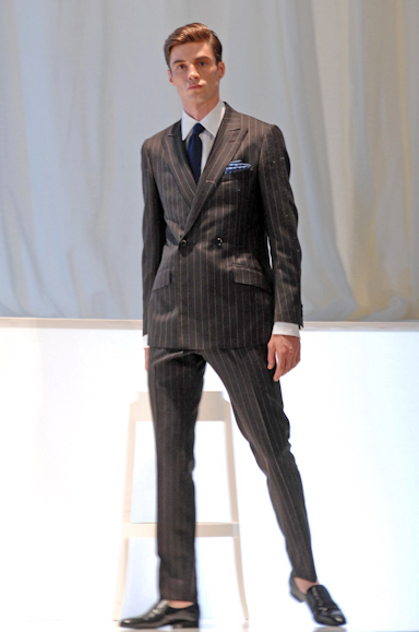 desfiles-valentino-milaoverao2008men-100