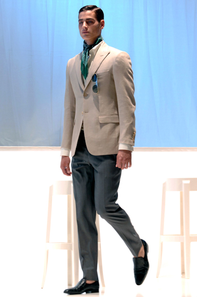 desfiles-valentino-milaoverao2008men-108
