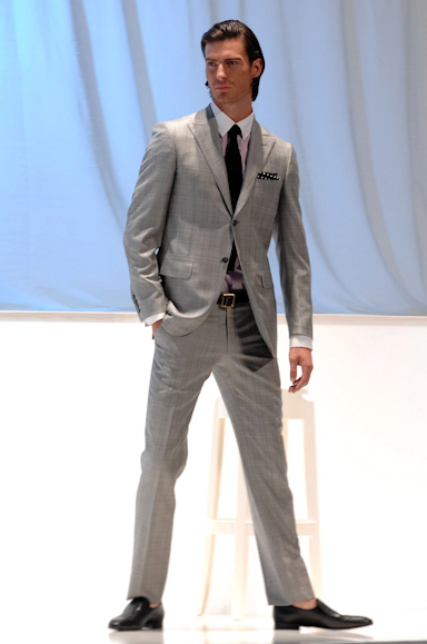 desfiles-valentino-milaoverao2008men-114