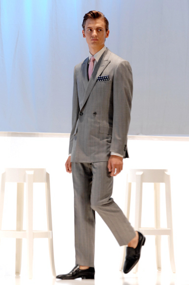 desfiles-valentino-milaoverao2008men-122