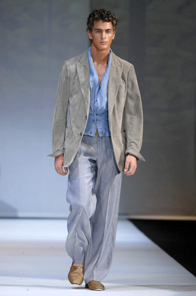 desfiles-armani-milaoverao2008men-101