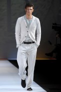 desfiles-armani-milaoverao2008men-105