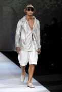 desfiles-armani-milaoverao2008men-114