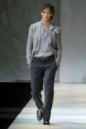desfiles-armani-milaoverao2008men-131