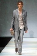 desfiles-armani-milaoverao2008men-133