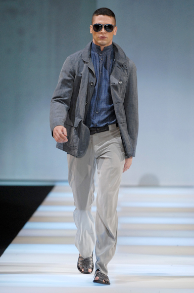 desfiles-armani-milaoverao2008men-144