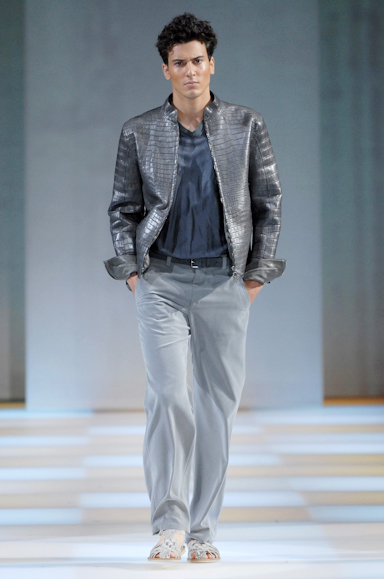 desfiles-armani-milaoverao2008men-145