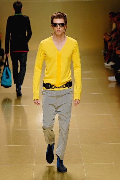 desfiles-burberry-milaoverao2008men-105