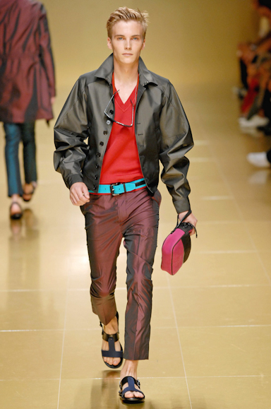 desfiles-burberry-milaoverao2008men-109