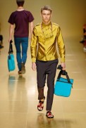 desfiles-burberry-milaoverao2008men-114
