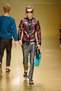 desfiles-burberry-milaoverao2008men-116