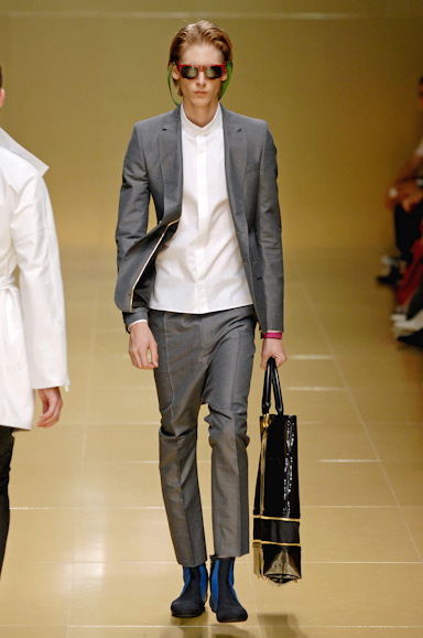 desfiles-burberry-milaoverao2008men-122