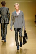desfiles-burberry-milaoverao2008men-125