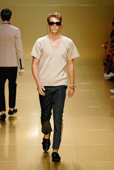 desfiles-burberry-milaoverao2008men-134
