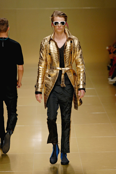 desfiles-burberry-milaoverao2008men-144