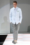 desfiles-emporioarmani-milaoverao2008men-160