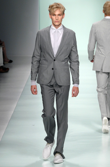 desfiles-fendi-milaoverao2008men-100