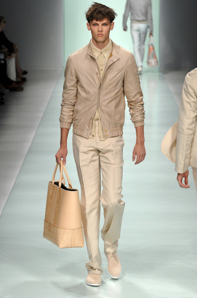 desfiles-fendi-milaoverao2008men-111