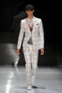 desfiles-gucci-milaoverao2008men-100