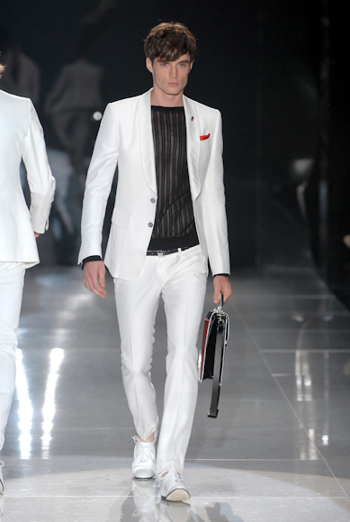 desfiles-gucci-milaoverao2008men-103