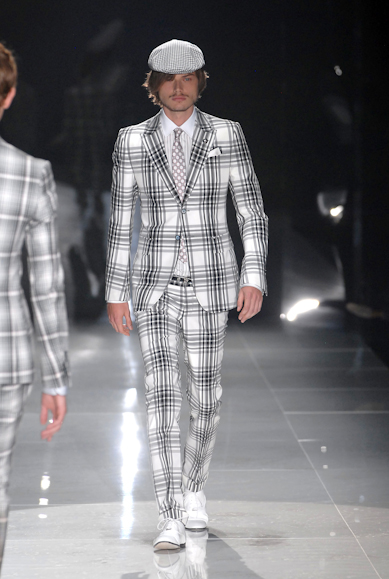 desfiles-gucci-milaoverao2008men-113