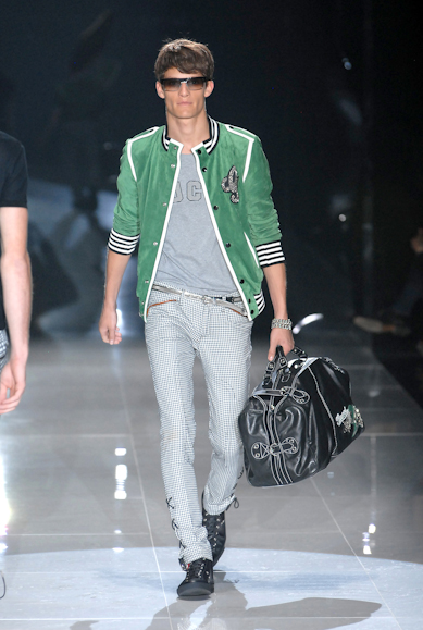 desfiles-gucci-milaoverao2008men-123
