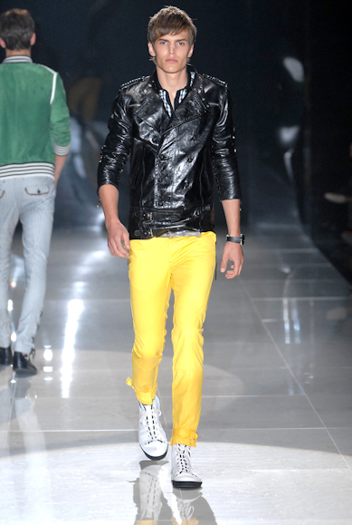 desfiles-gucci-milaoverao2008men-124