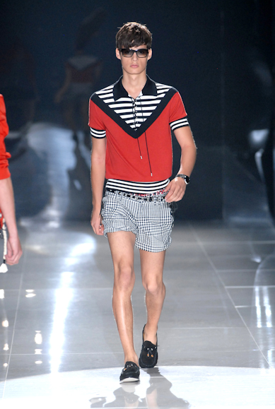 desfiles-gucci-milaoverao2008men-133