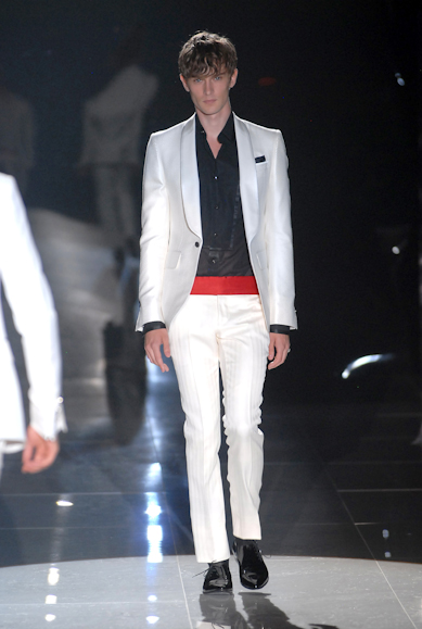 desfiles-gucci-milaoverao2008men-137