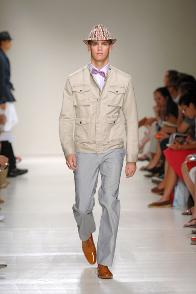 desfiles-moschino-milaoverao2008men-113